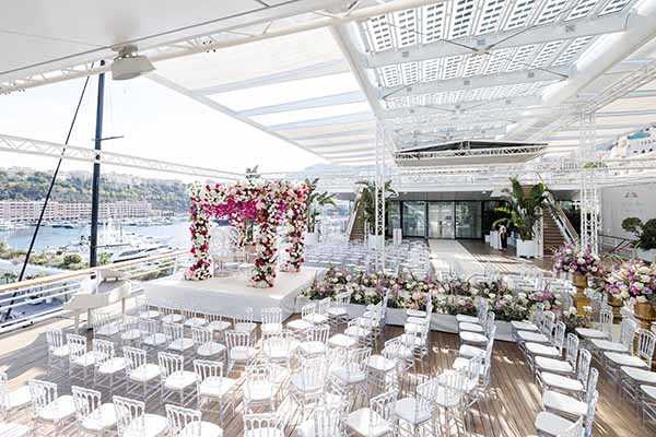 Espace de cérémonie de mariage sur le deck 5 du Yachting Club Monaco