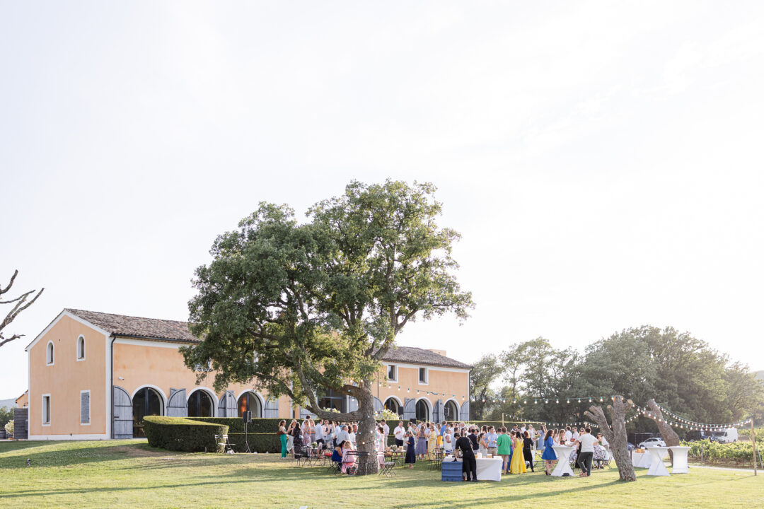 Photographe de mariage au Château Saint-Maur à Cogolin