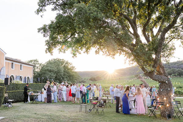 Photo de cocktail de mariage au Château Saint-Maur