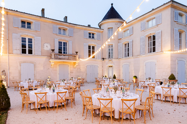 Photo des tables de mariage pour le diner au Château d'Alphéran