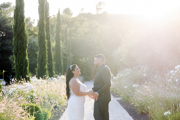 Photo couple mariés Domaine de la Galinière