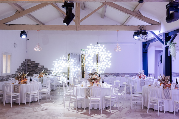 Photo de la salle de mariage du Domaine du Moulin de l'Arc à Trets